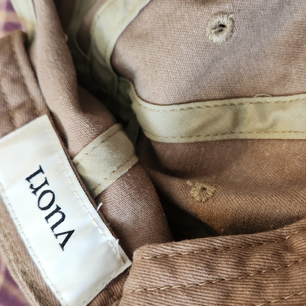 Vuori khaki tan baseball cap with white logo - Picture 2 of 3